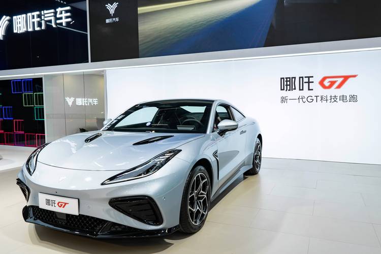 东莞南城区盛富诺企业管理咨询哪吒汽车在智能汽车领域的表现，领途汽车在新能源汽车市场中的影响力